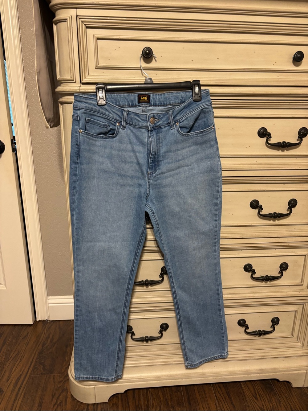 Lee Women's Ankle Jeans in Light Blue Wash